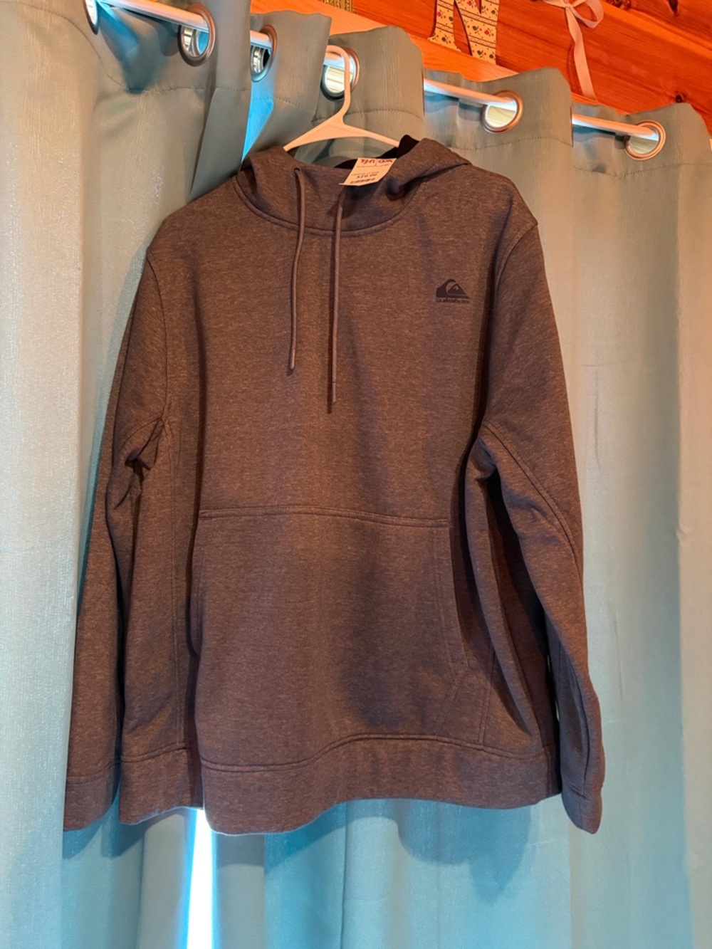 Quiksilver Men's Charcoal Gray Pullover Hoodie with Logo